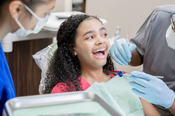 Best Emergency Tooth Extraction in Golden Hills, CA